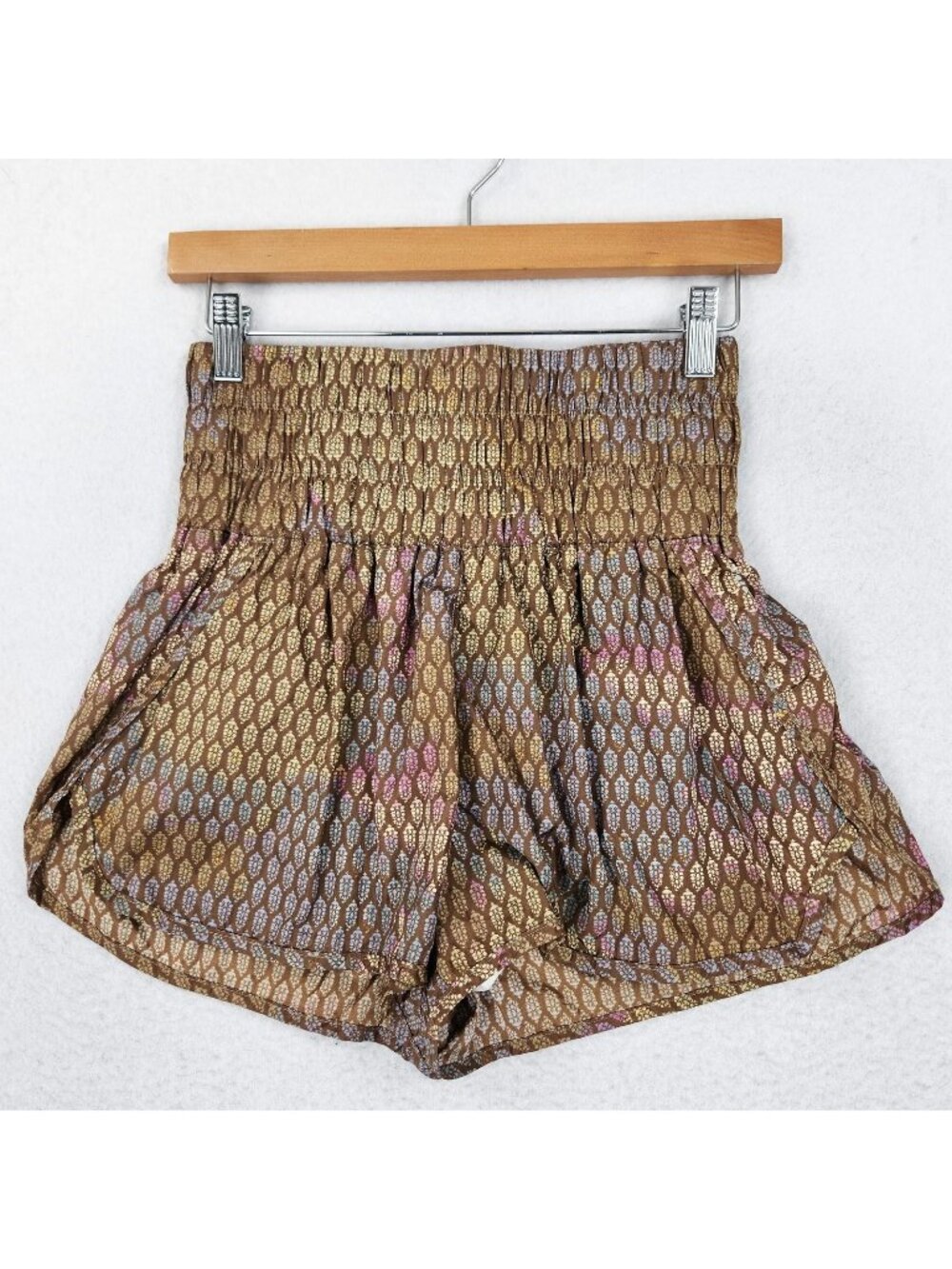 Free People Shorts Womens Medium Tan Printed Parachute Movement The Way Home